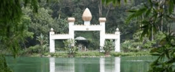 lake-shrine